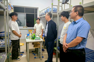 TapTap点点开展2025级新生入学教育纪实